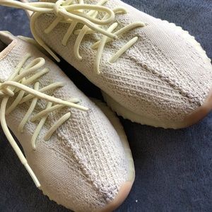 Adidas yeezy 350 V2 butter